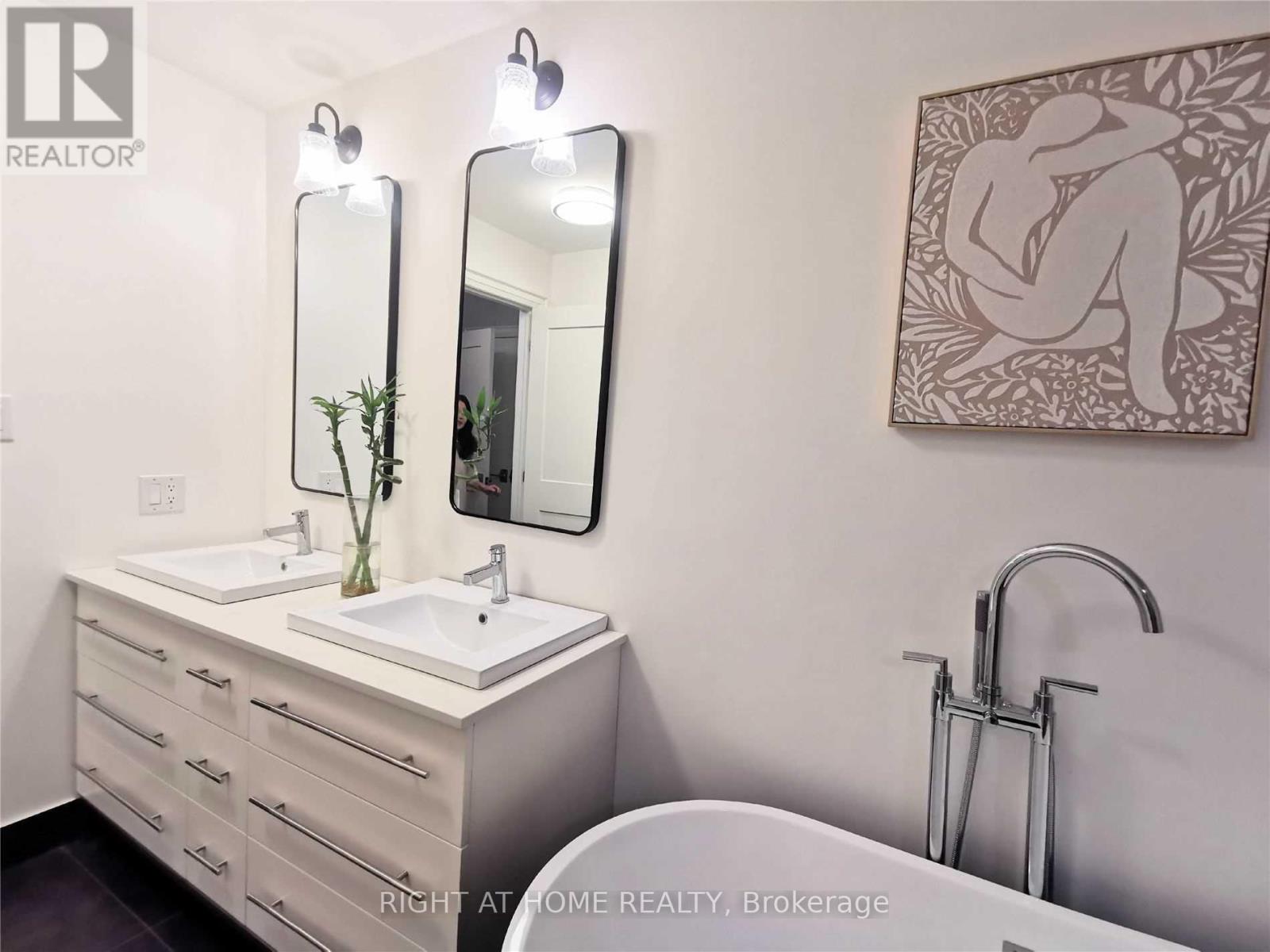 Room A - 3234 Shoreline Drive, Oakville, Ontario  L6L 5Z1 - Photo 12 - W12764650