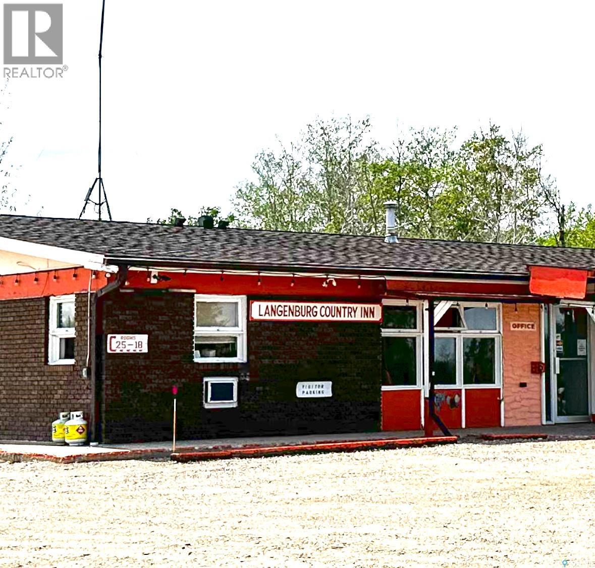 1041 Kaiser William Avenue, Langenburg, Saskatchewan  S0A 2A0 - Photo 10 - SK028058