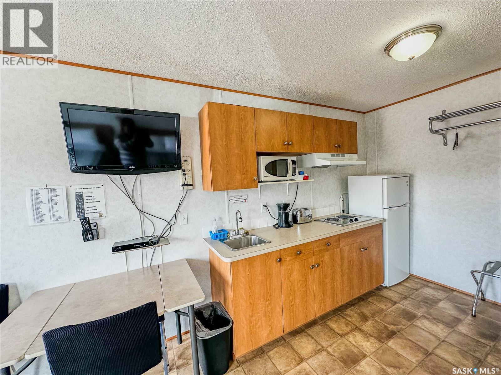 1041 Kaiser William Avenue, Langenburg, Saskatchewan  S0A 2A0 - Photo 25 - SK028058