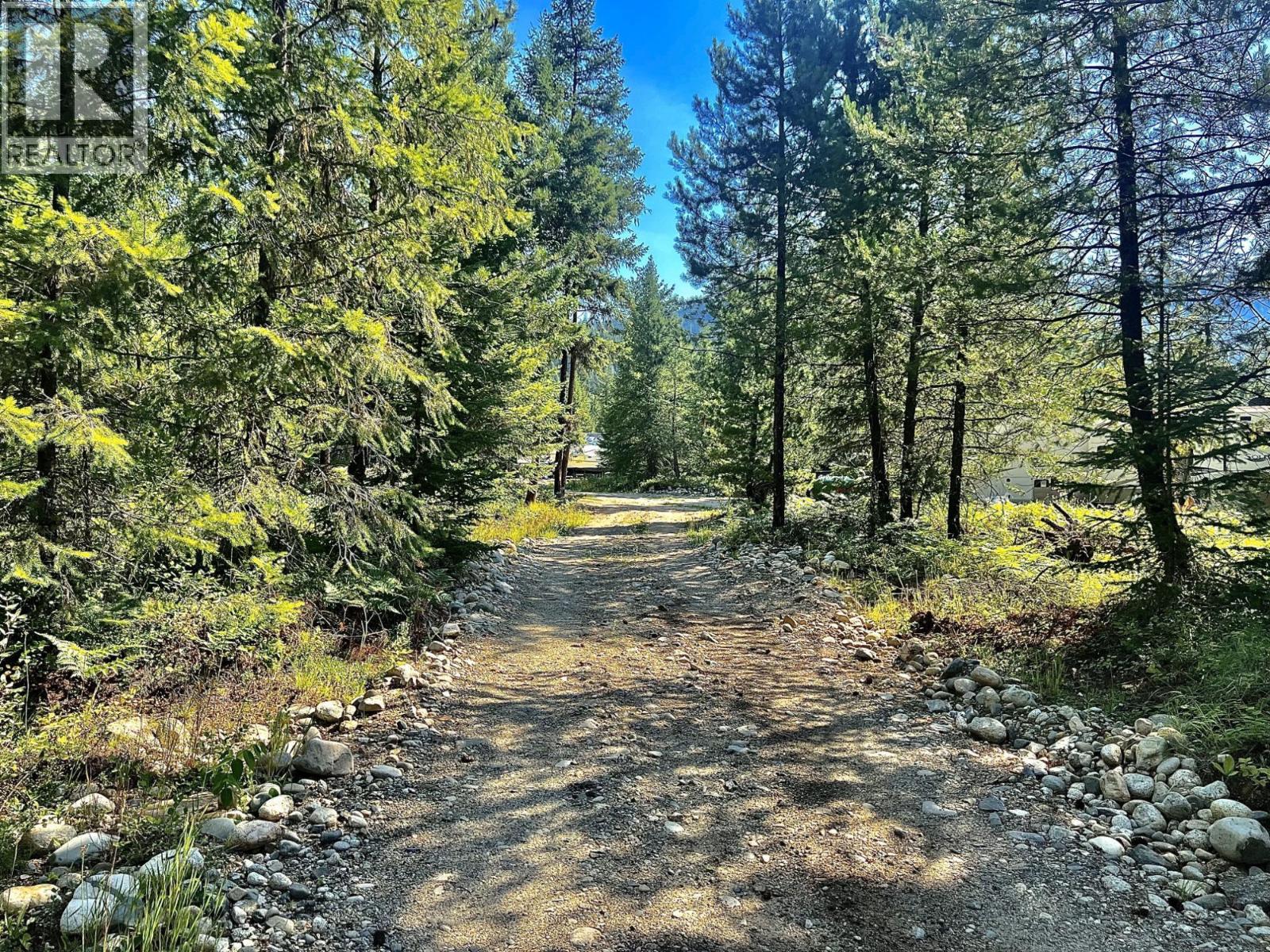 183 Calder Road, Edgewood, British Columbia  V0G 1J0 - Photo 3 - 10374108