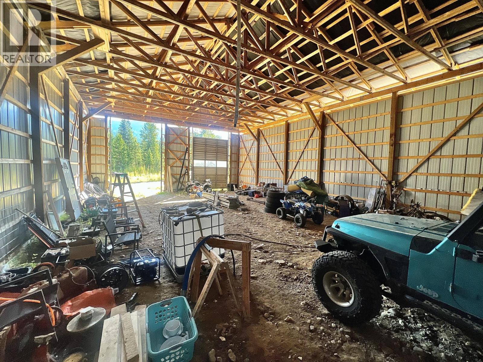 183 Calder Road, Edgewood, British Columbia  V0G 1J0 - Photo 20 - 10374108