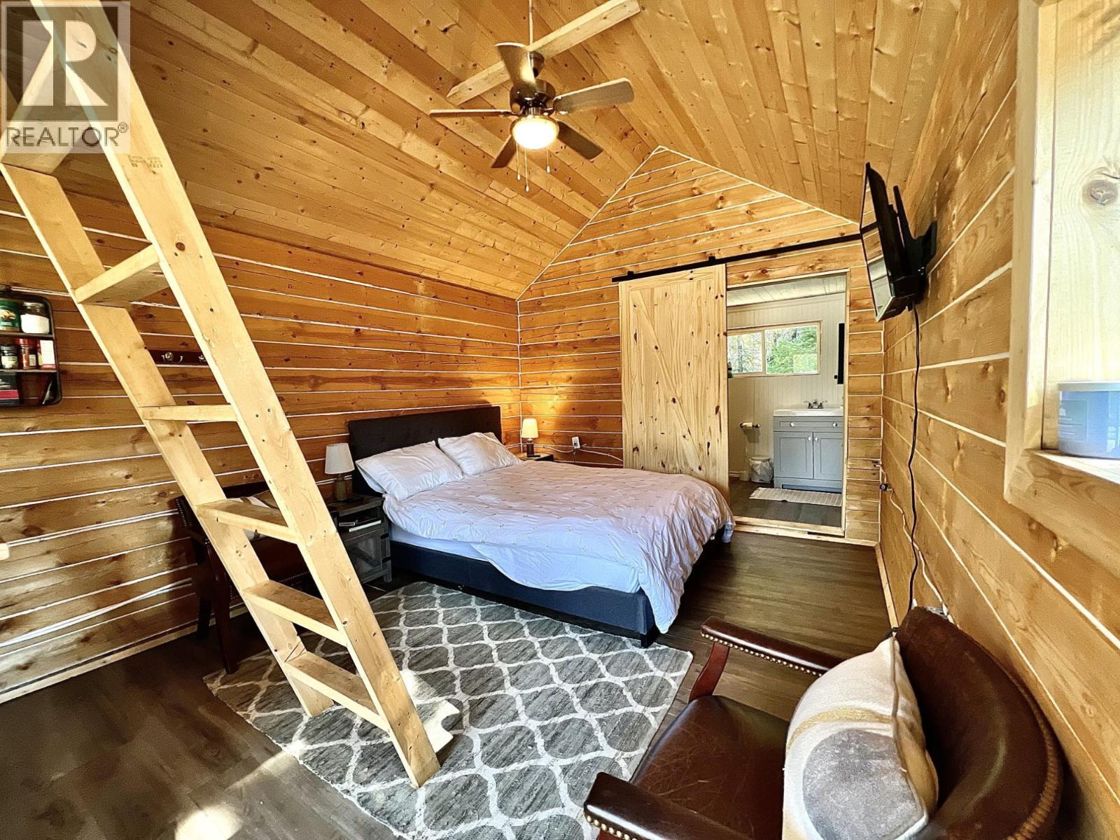 183 Calder Road, Edgewood, British Columbia  V0G 1J0 - Photo 14 - 10374108