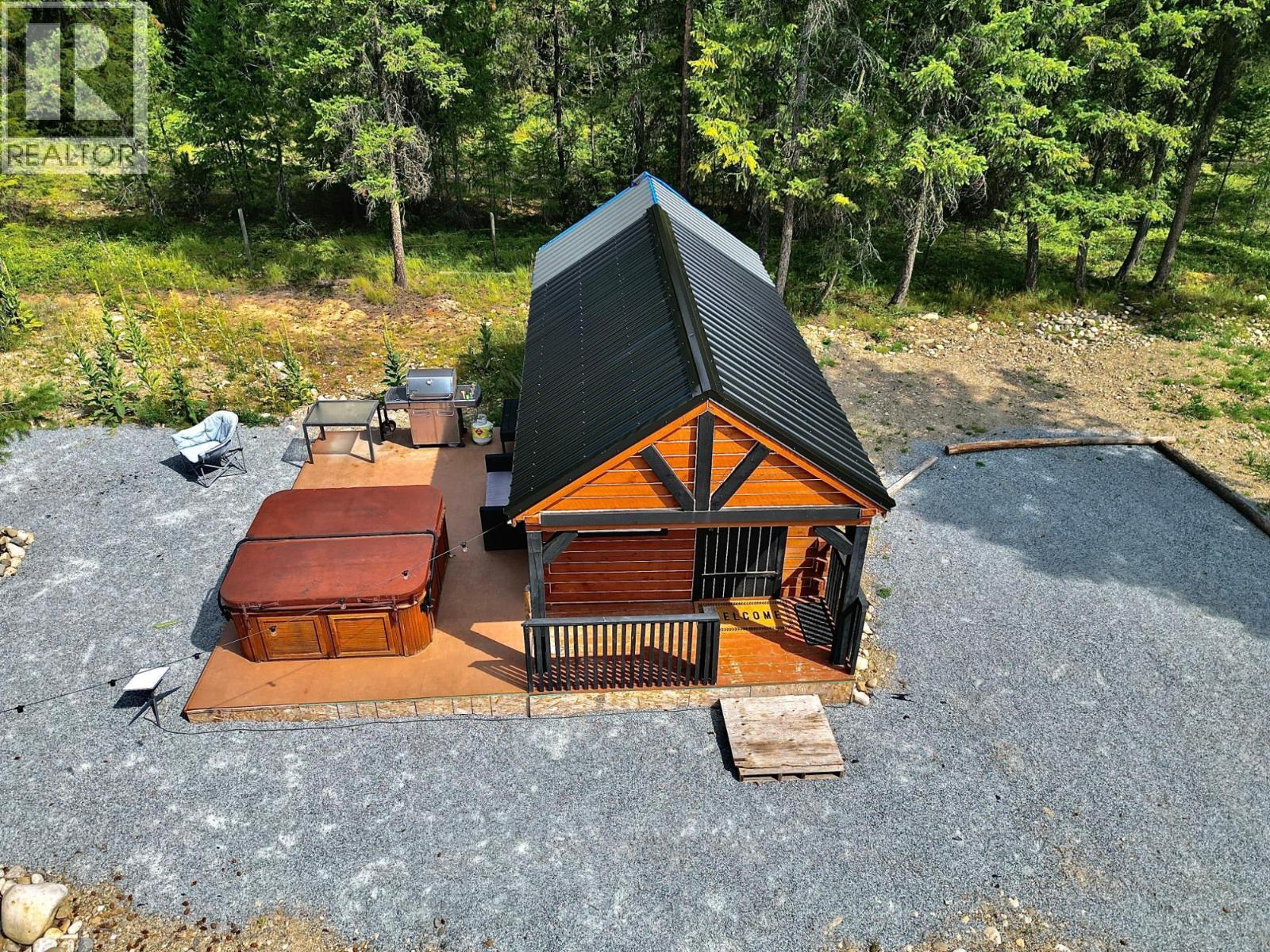 183 Calder Road, Edgewood, British Columbia  V0G 1J0 - Photo 9 - 10374108