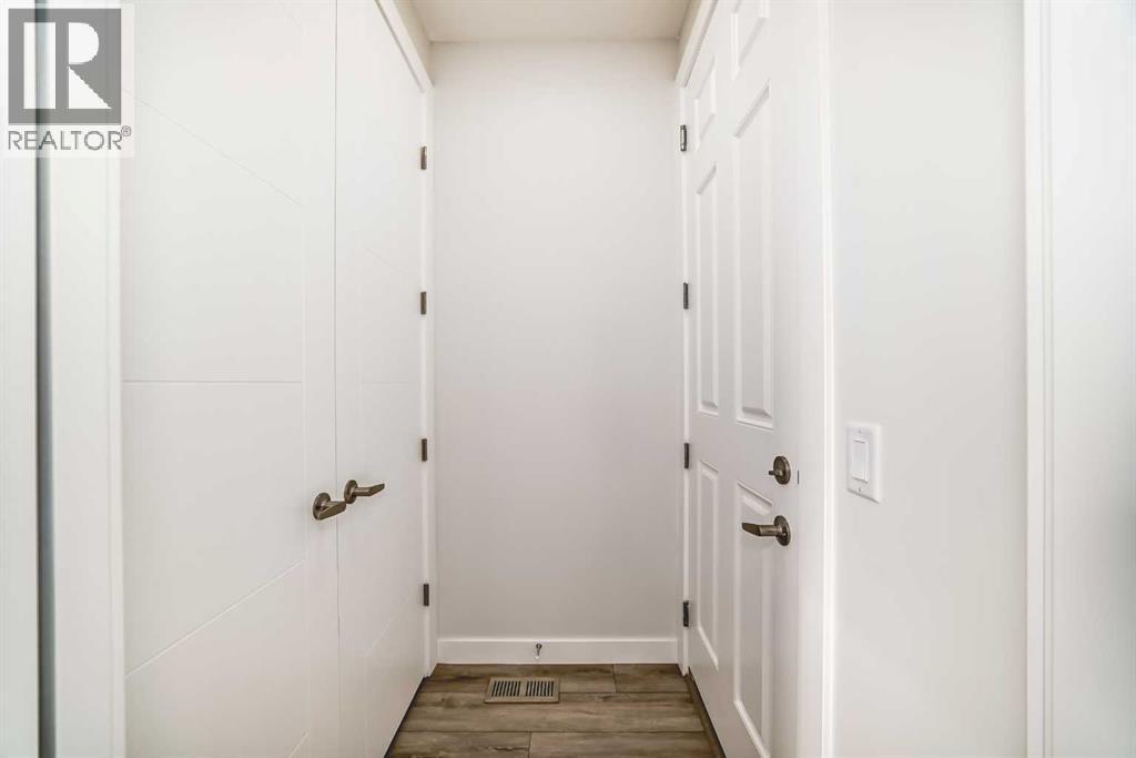 100 Corner Glen Manor Ne, Calgary, Alberta  T3N 1B9 - Photo 22 - A2281216