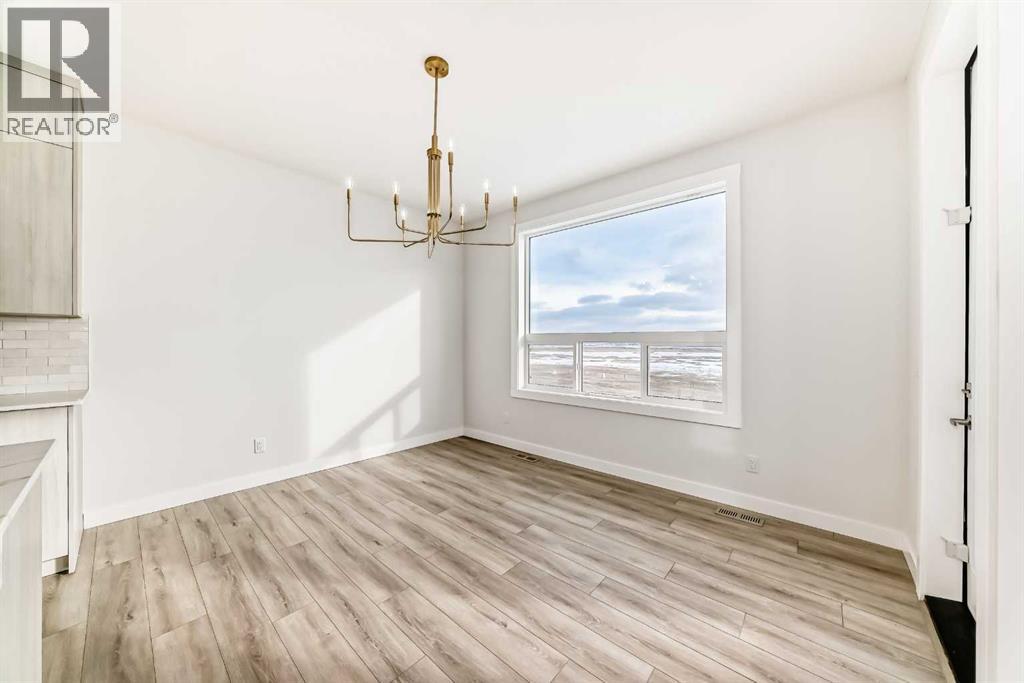 100 Corner Glen Manor Ne, Calgary, Alberta  T3N 1B9 - Photo 13 - A2281216