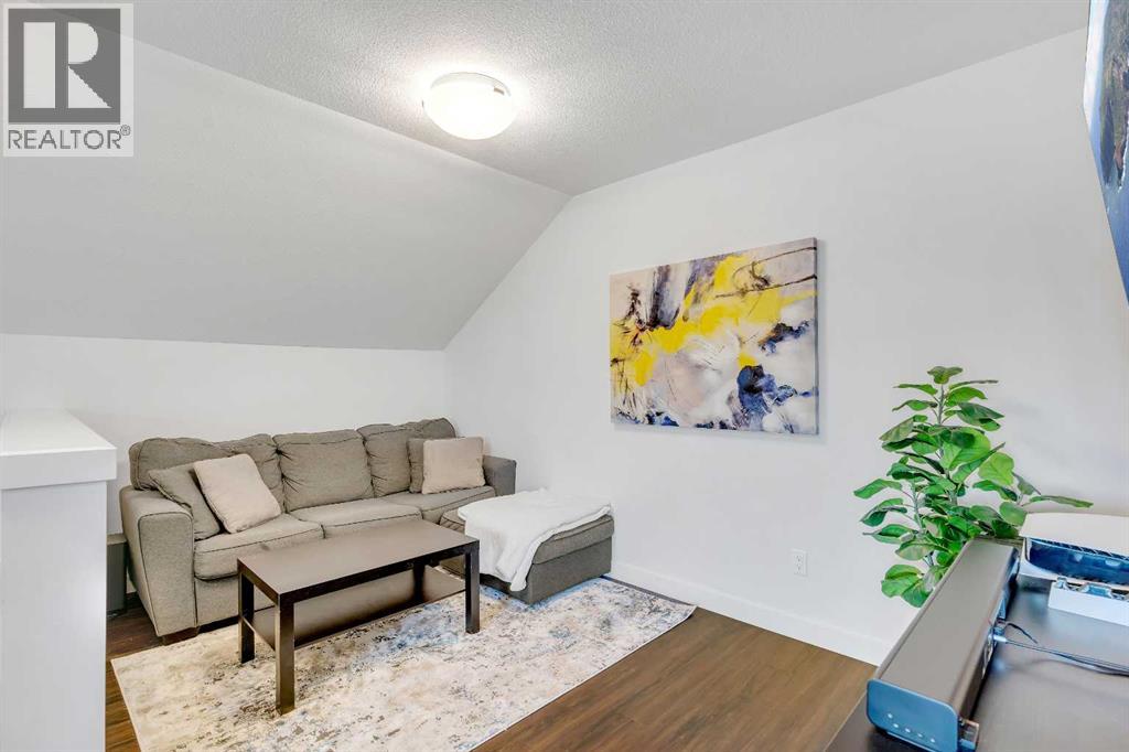 6, 59 West Coach Manor Sw, Calgary, Alberta  T3H 1R7 - Photo 23 - A2284349