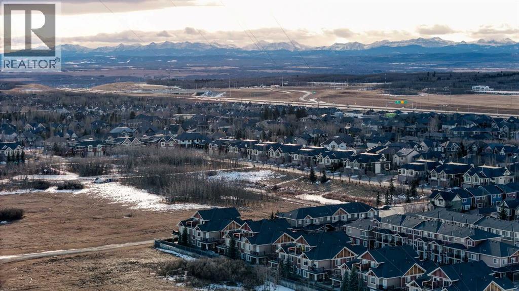 6, 59 West Coach Manor Sw, Calgary, Alberta  T3H 1R7 - Photo 35 - A2284349