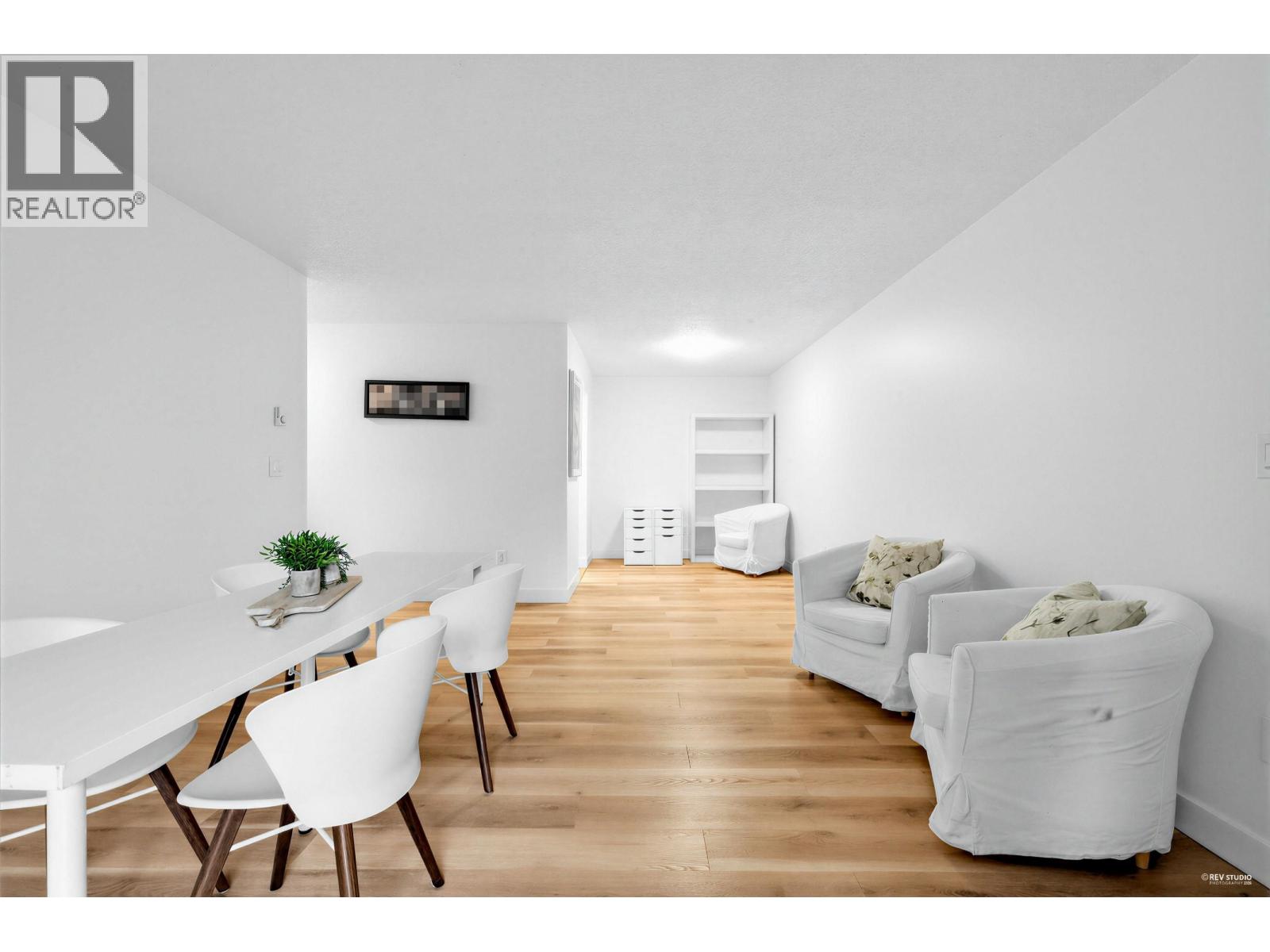 107 2925 Glen Drive, Coquitlam, British Columbia  V3B 7H9 - Photo 5 - R3087317