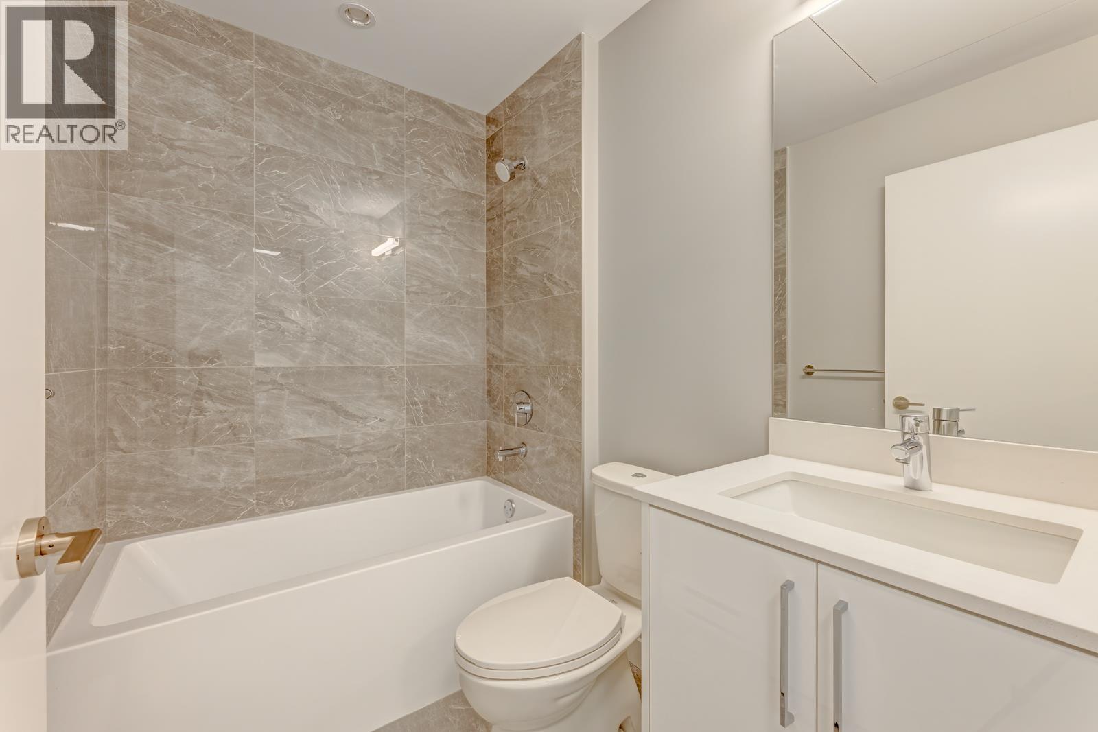 Listing Picture 19 of 40 : 54 4337 BOUNDARY ROAD, Richmond / 烈治文 - 魯藝地產 Yvonne Lu Group - MLS Medallion Club Member