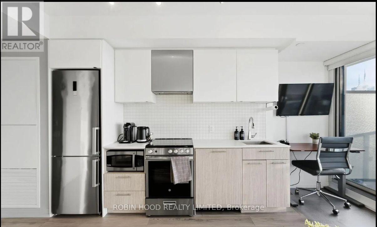 1805 - 251 Jarvis Street, Toronto, Ontario  M5B 0C3 - Photo 2 - C12764678