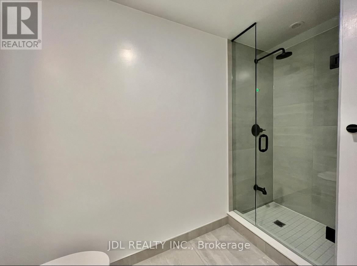 1805 - 108 Peter Street, Toronto, Ontario  M5V 0W2 - Photo 7 - C12764680