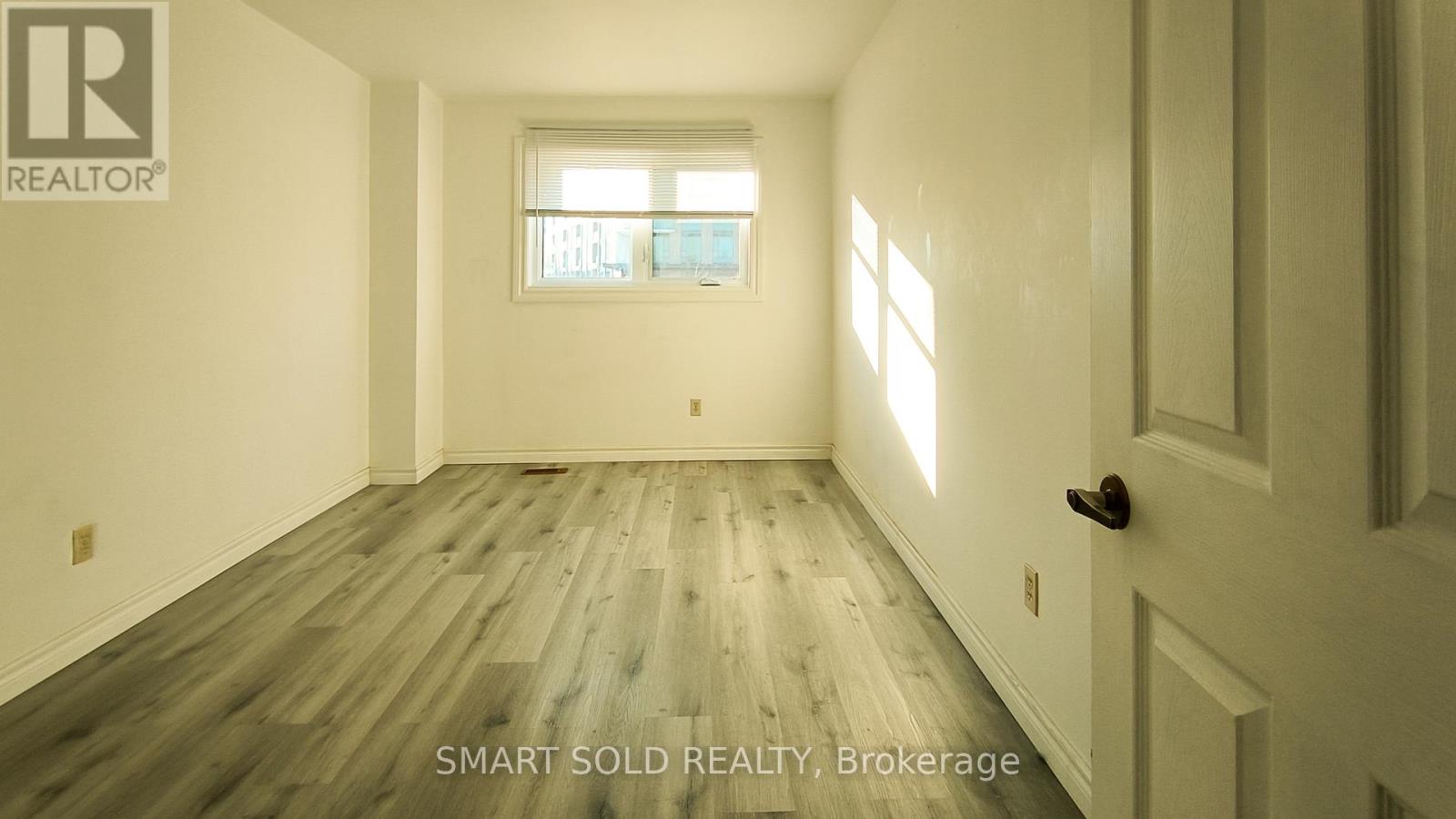 Ground #unit A - 41 Hickorynut Drive, Toronto, Ontario  M2J 4W6 - Photo 3 - C12764616