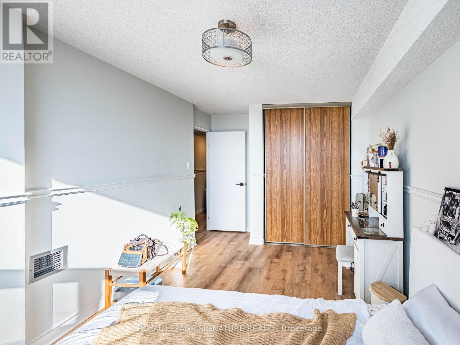 308 - 20 William Roe Boulevard, Newmarket, Ontario  L3Y 5V6 - Photo 36 - N12761506