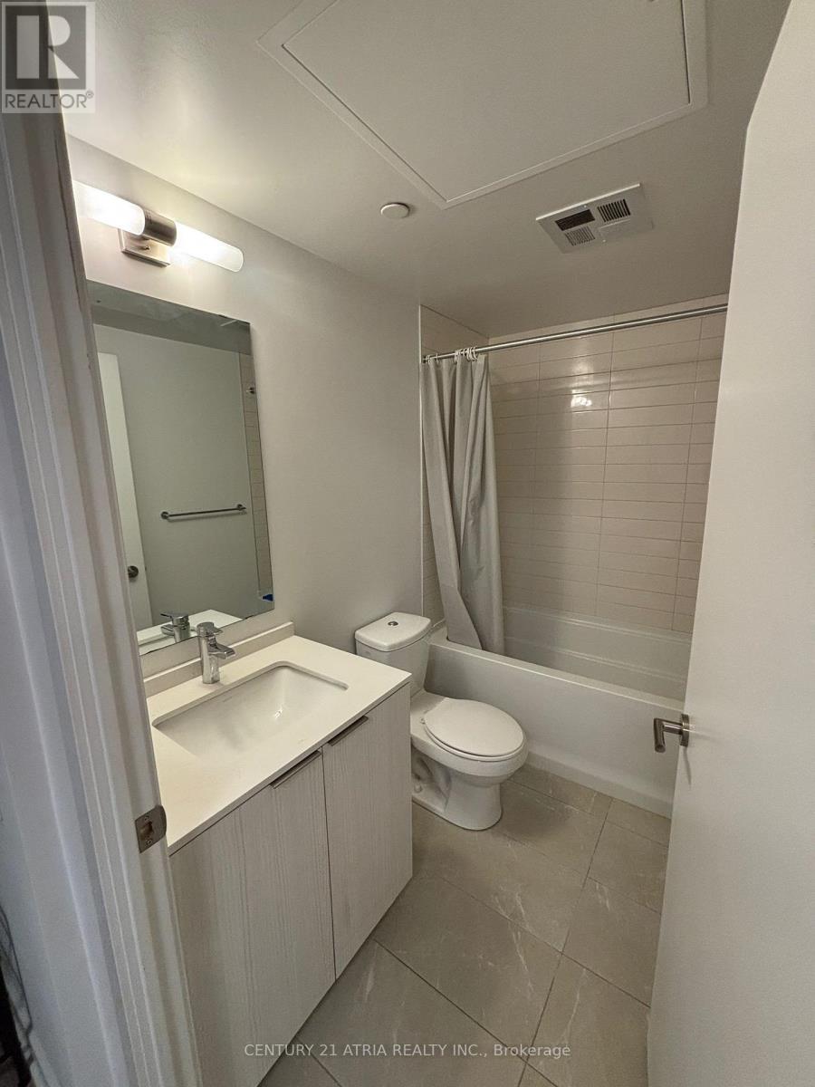 5901 - 11 Wellesley Street, Toronto, Ontario  M4Y 0G4 - Photo 7 - C12762468