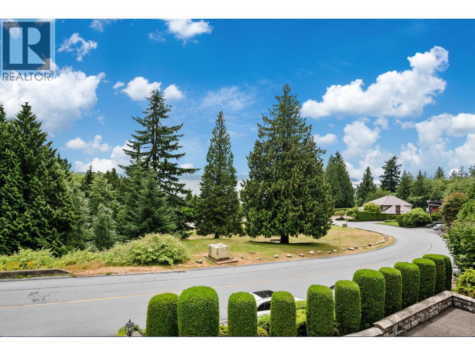 2327 Westhill Drive, West Vancouver, British Columbia  V7S 2Z2 - Photo 29 - R3087029