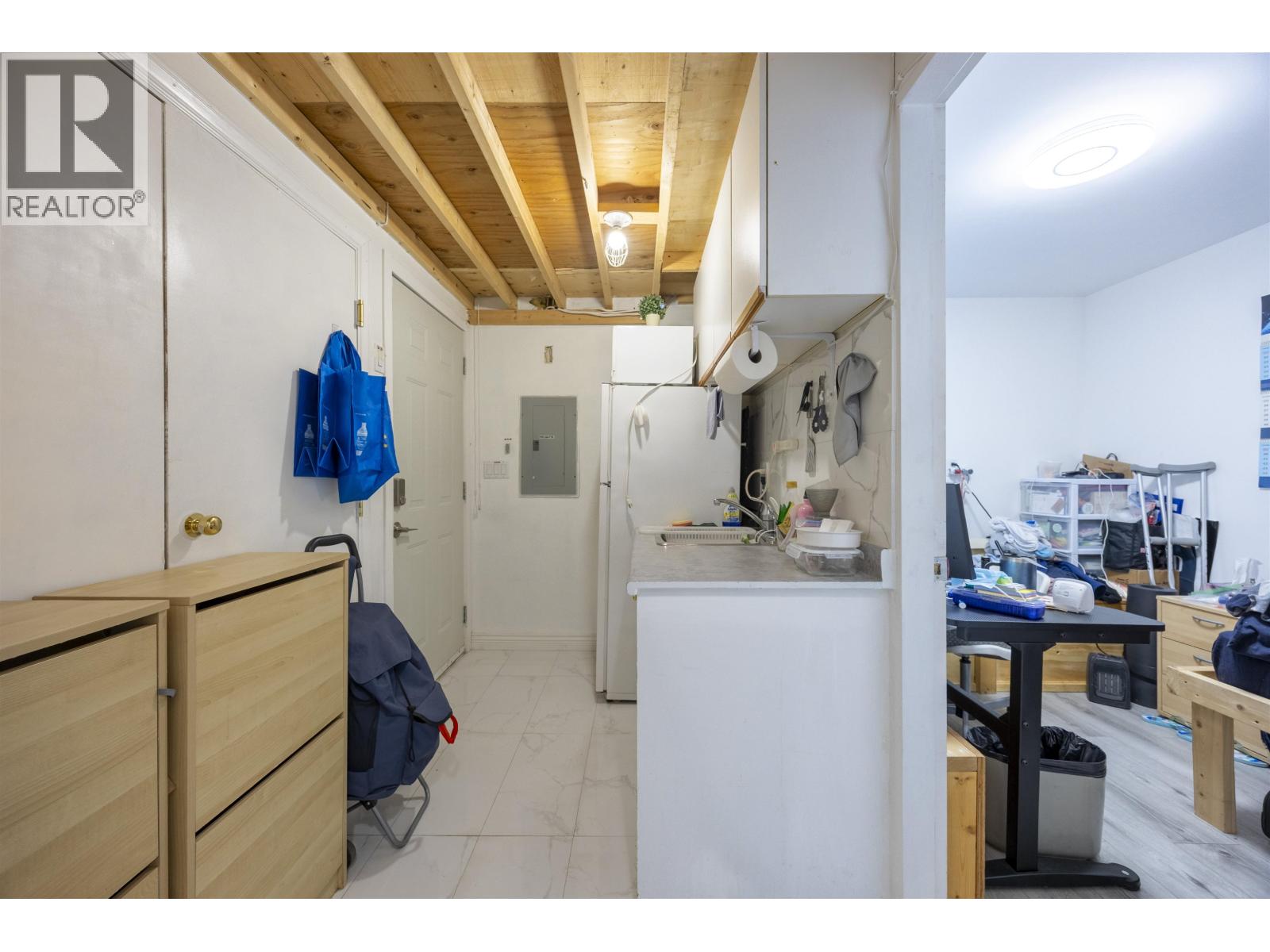 Listing Picture 17 of 17 : 4573 NO. 5 ROAD, Richmond / 烈治文 - 魯藝地產 Yvonne Lu Group - MLS Medallion Club Member