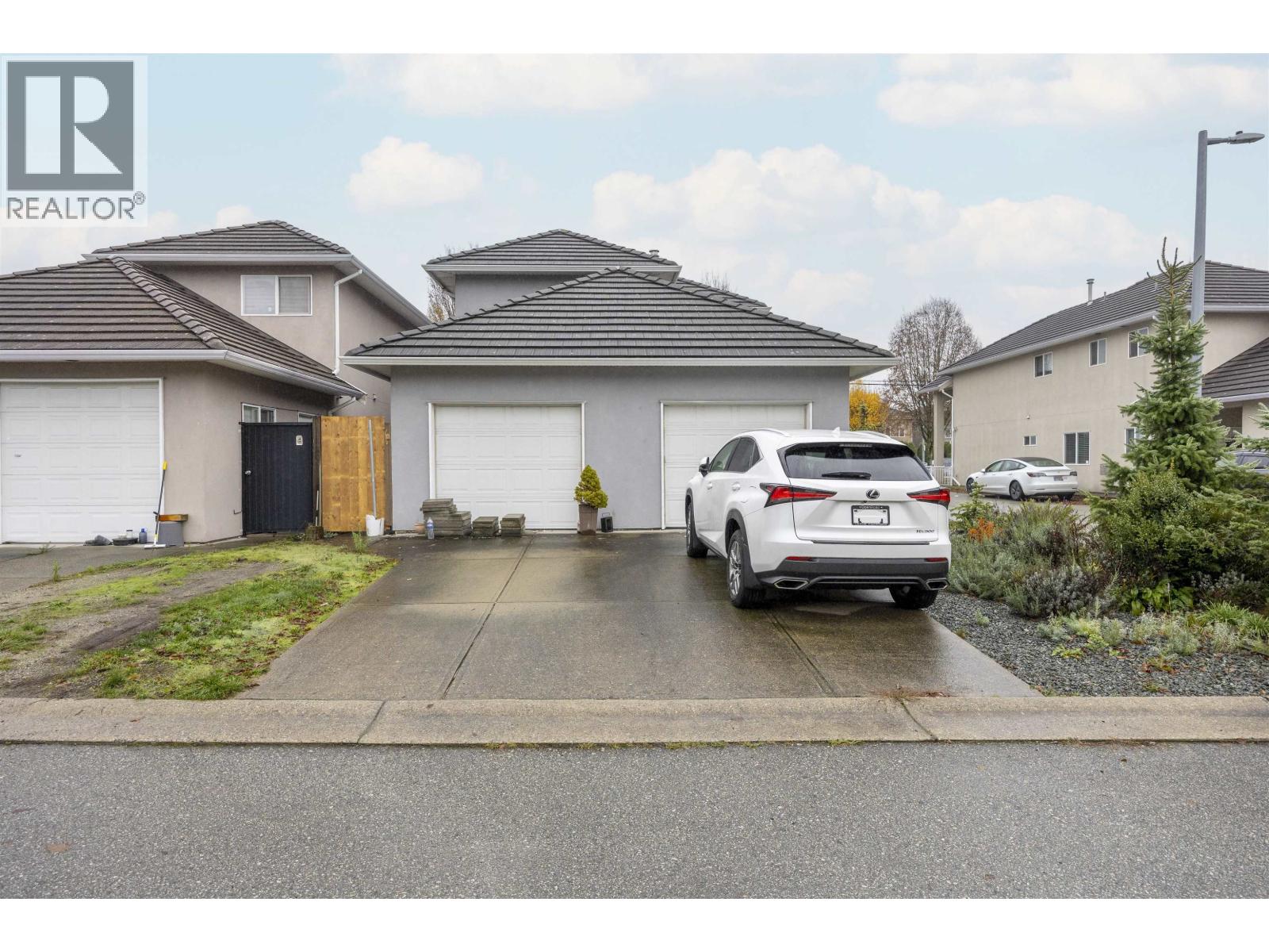 Listing Picture 3 of 17 : 4573 NO. 5 ROAD, Richmond / 烈治文 - 魯藝地產 Yvonne Lu Group - MLS Medallion Club Member