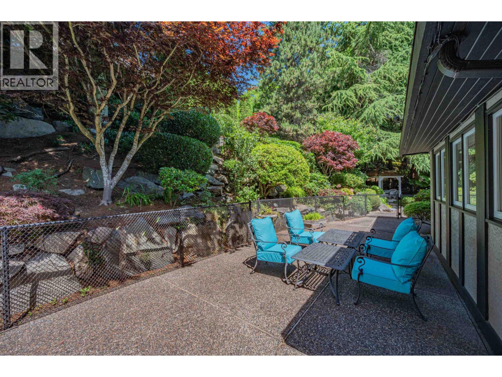 2327 Westhill Drive, West Vancouver, British Columbia  V7S 2Z2 - Photo 30 - R3087029