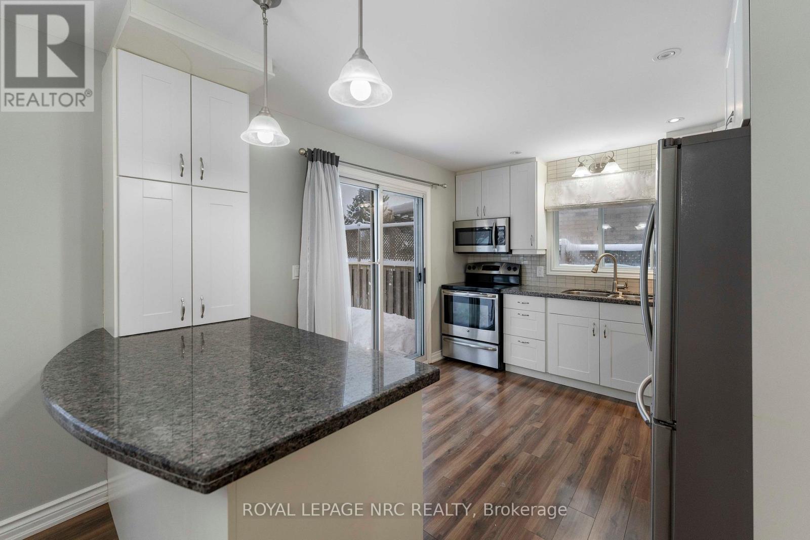 41 Huntington Lane, St. Catharines, Ontario  L2S 3R5 - Photo 11 - X12764688