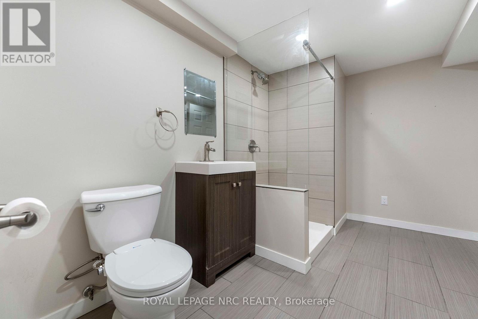 41 Huntington Lane, St. Catharines, Ontario  L2S 3R5 - Photo 37 - X12764688