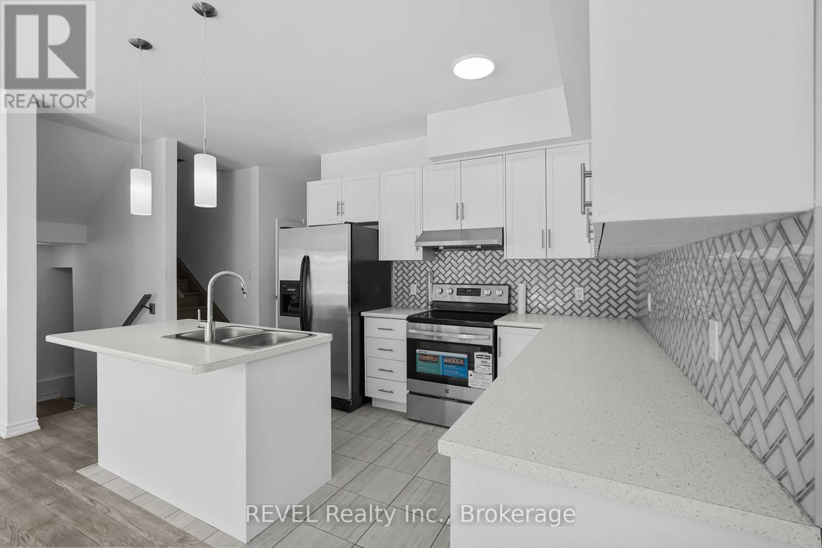 32 Hildred Street, Welland, Ontario  L3B 0J9 - Photo 12 - X12764698