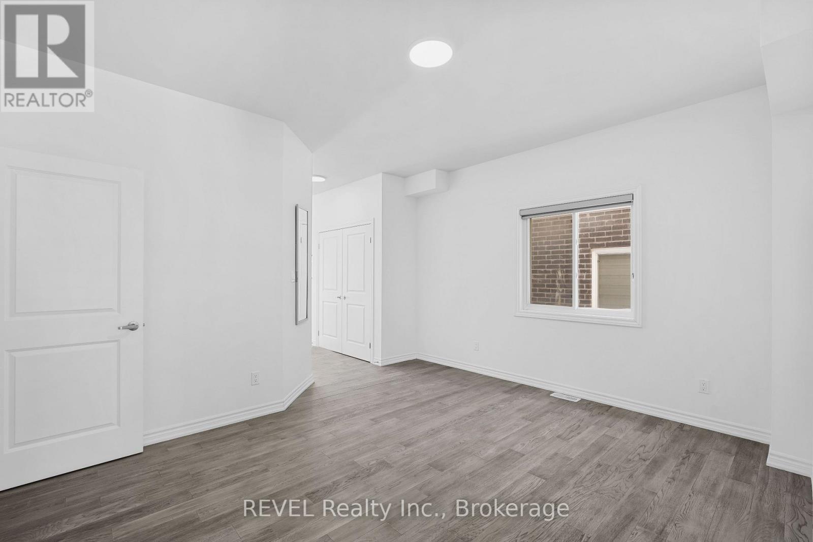 32 Hildred Street, Welland, Ontario  L3B 0J9 - Photo 6 - X12764698