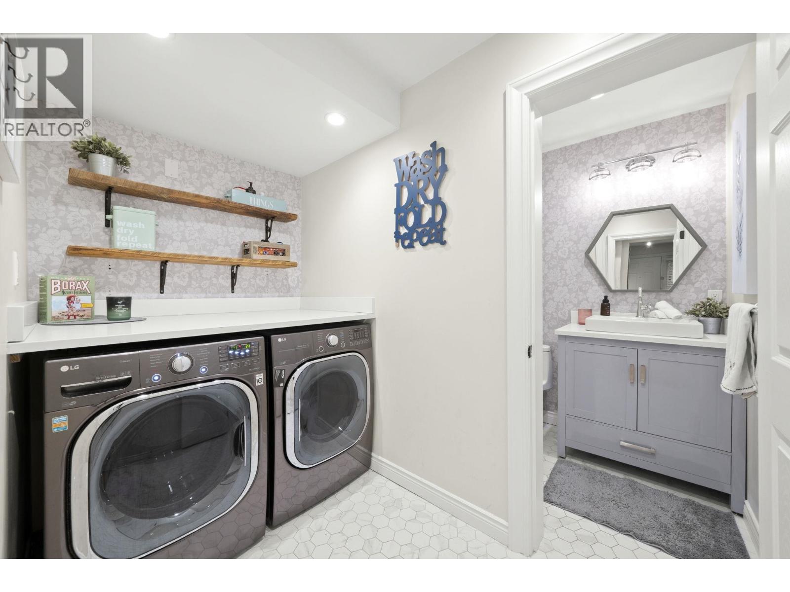 2569 Hyannis Point, North Vancouver, British Columbia  V7H 1R9 - Photo 13 - R3086932