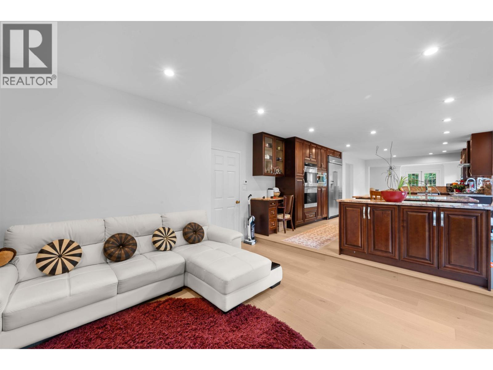 441 Inglewood Avenue, West Vancouver, British Columbia  V7T 1X2 - Photo 14 - R3086408