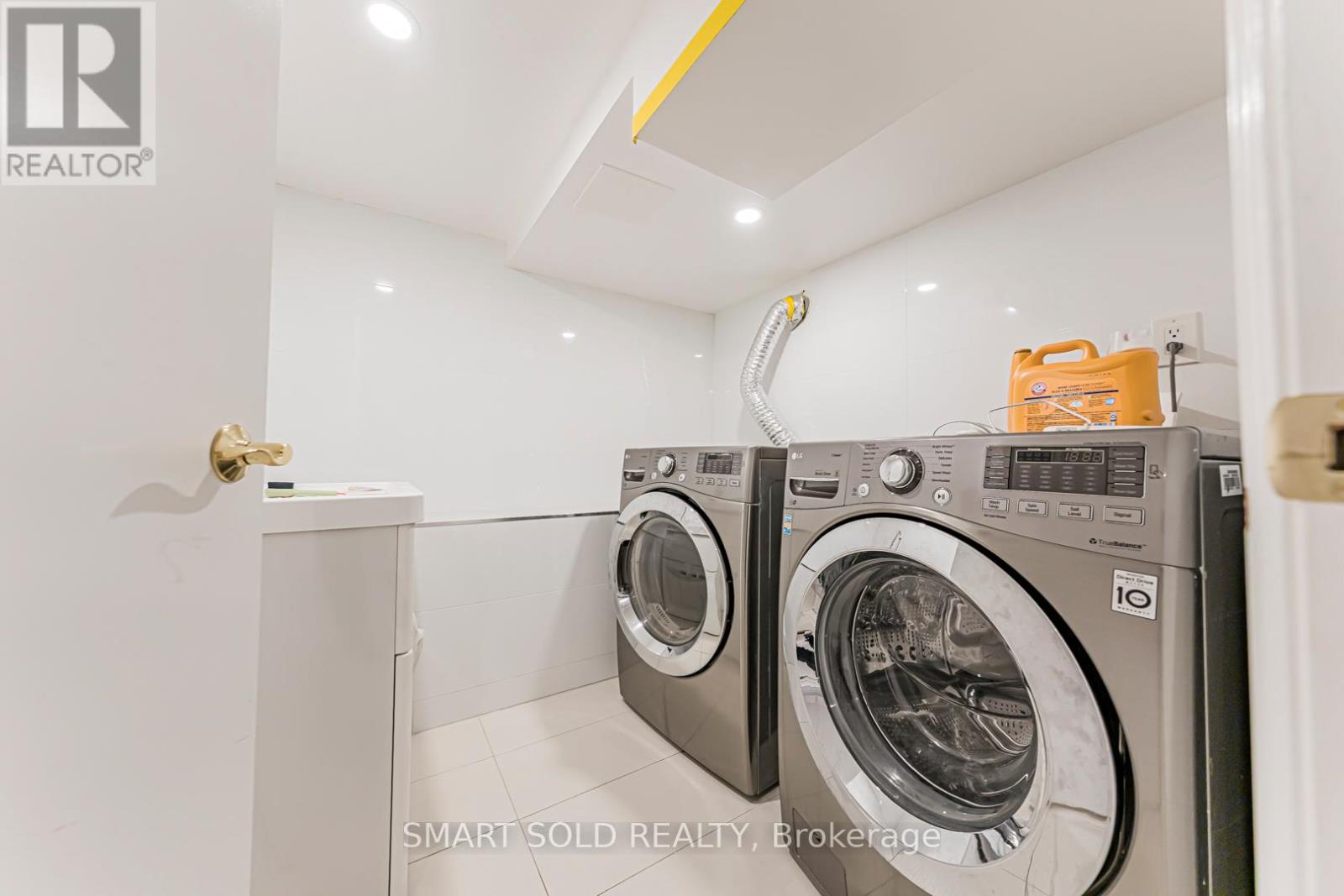 Lower - 105 Main Street, Markham, Ontario  L3R 2G1 - Photo 3 - N12764690