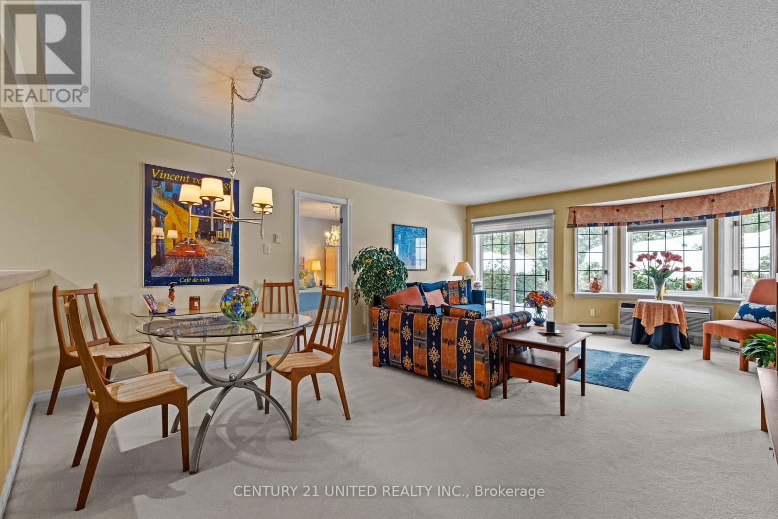 1 - 699 Whitaker Street, Peterborough, Ontario  K9H 7K3 - Photo 5 - X12763922