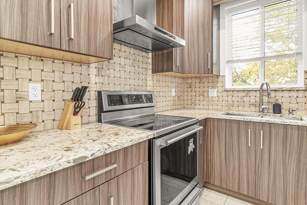 1772 156a Street, Surrey, British Columbia  V4A 4W1 - Photo 8 - R3085445