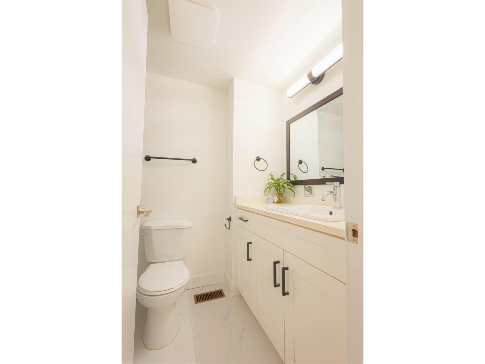 128 15225 105 Avenue, Surrey, British Columbia  V3R 1R9 - Photo 17 - R3085660