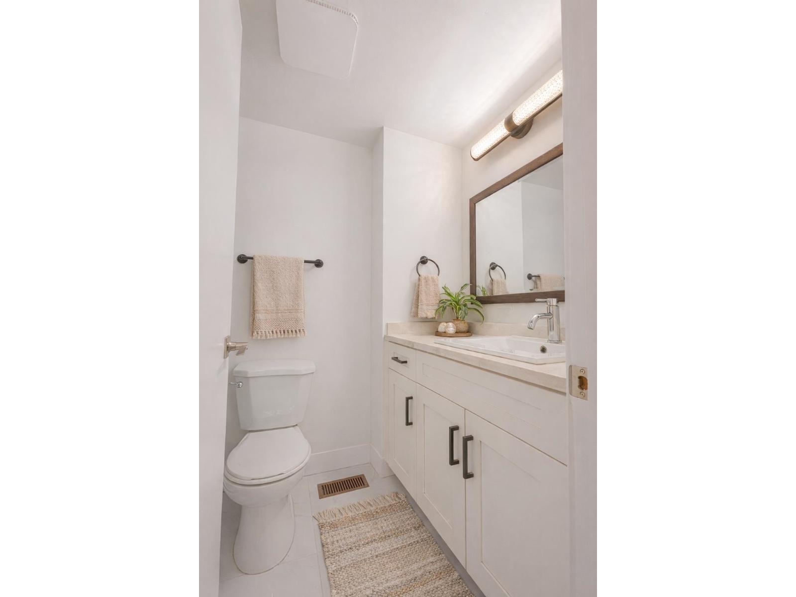 128 15225 105 Avenue, Surrey, British Columbia  V3R 1R9 - Photo 16 - R3085660