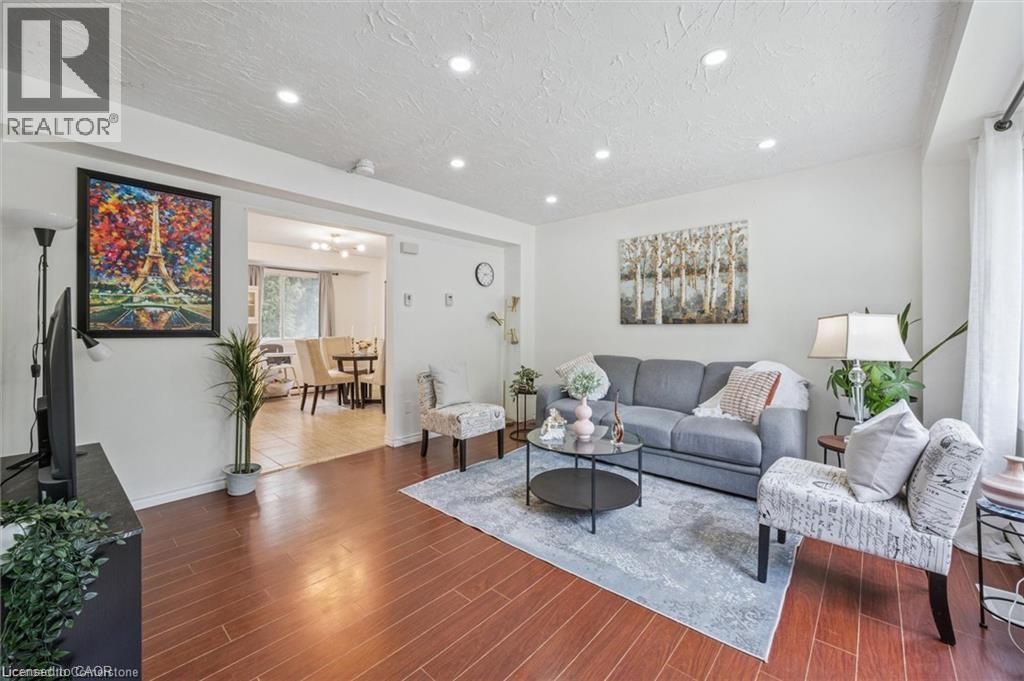 187a Cedarvale Crescent, Waterloo, Ontario  N2L 4T3 - Photo 2 - 40803461