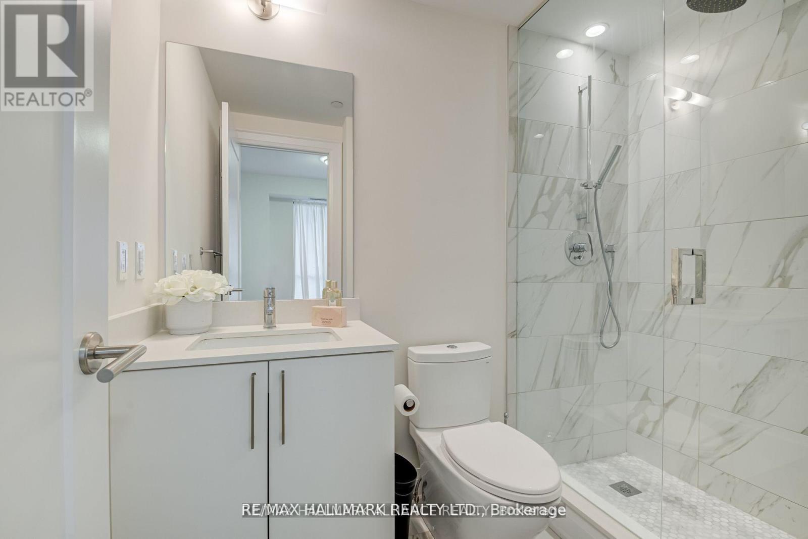 2001 - 88 Cumberland Street, Toronto, Ontario  M5R 1A3 - Photo 21 - C12764734