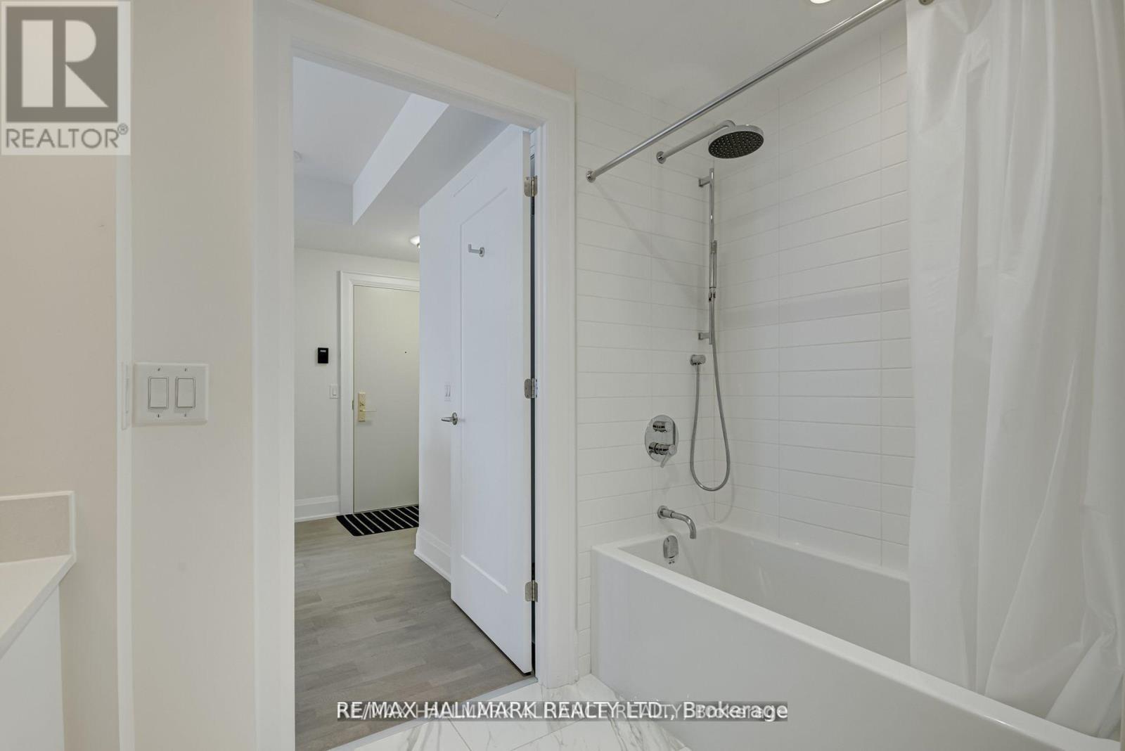 2001 - 88 Cumberland Street, Toronto, Ontario  M5R 1A3 - Photo 24 - C12764734