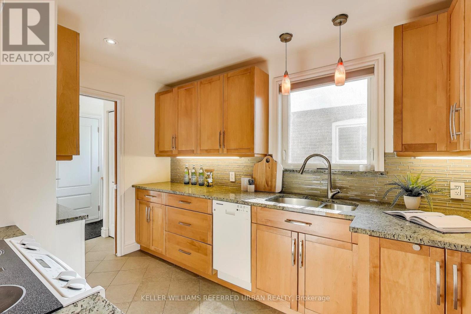 4 Barfield Avenue, Toronto, Ontario  M4J 4N5 - Photo 12 - E12764718