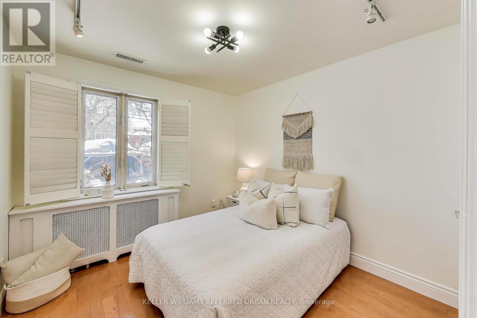 4 Barfield Avenue, Toronto, Ontario  M4J 4N5 - Photo 16 - E12764718