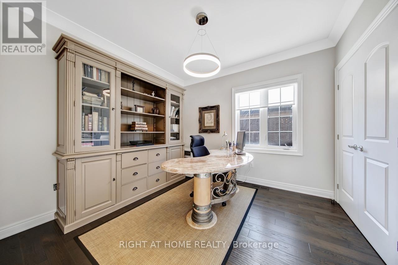 38 Menotti Drive, Richmond Hill, Ontario  L4E 1G6 - Photo 24 - N12764720