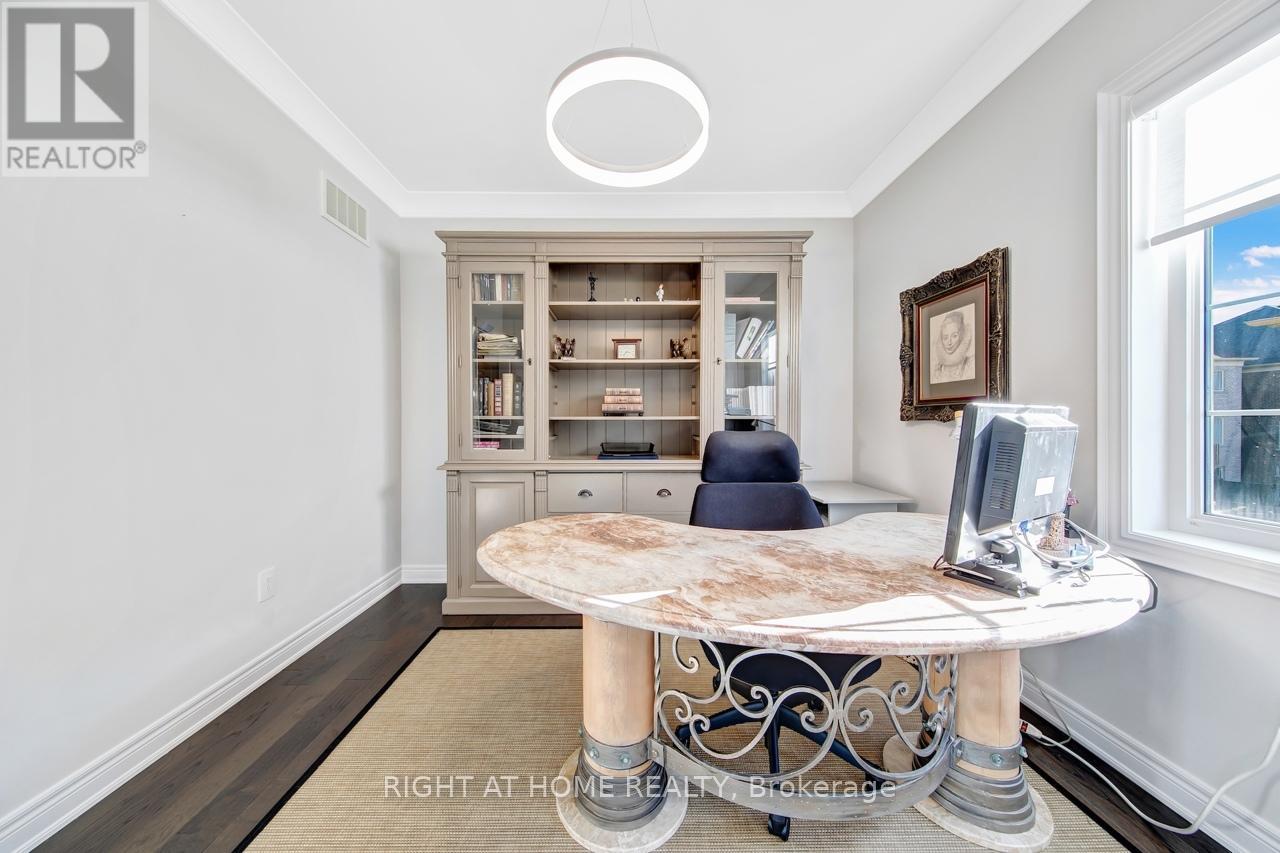 38 Menotti Drive, Richmond Hill, Ontario  L4E 1G6 - Photo 25 - N12764720