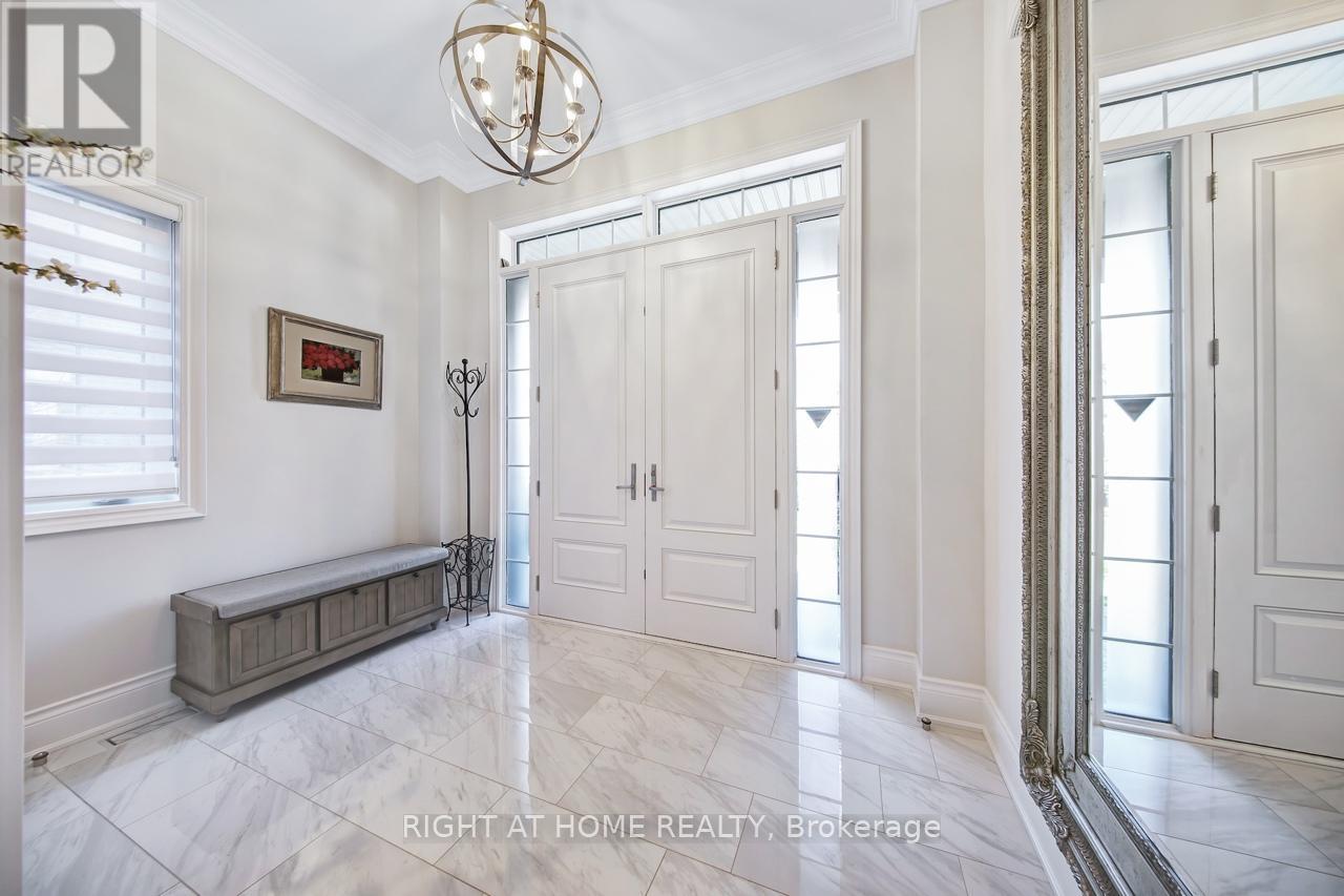 38 Menotti Drive, Richmond Hill, Ontario  L4E 1G6 - Photo 3 - N12764720