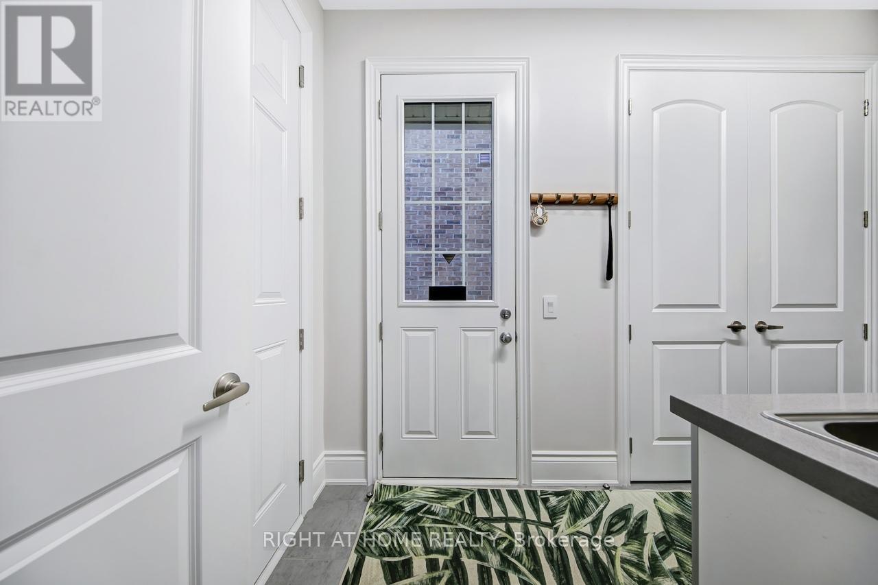 38 Menotti Drive, Richmond Hill, Ontario  L4E 1G6 - Photo 33 - N12764720