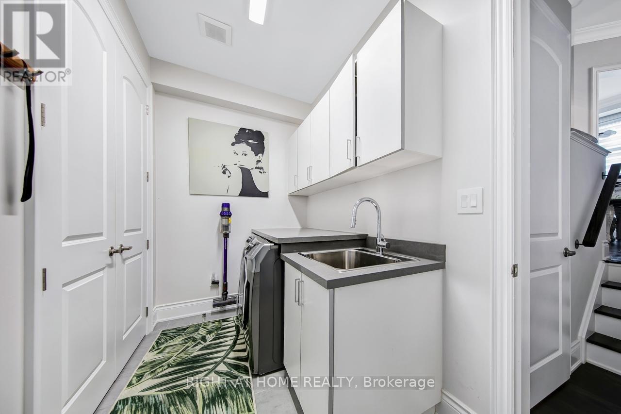 38 Menotti Drive, Richmond Hill, Ontario  L4E 1G6 - Photo 34 - N12764720