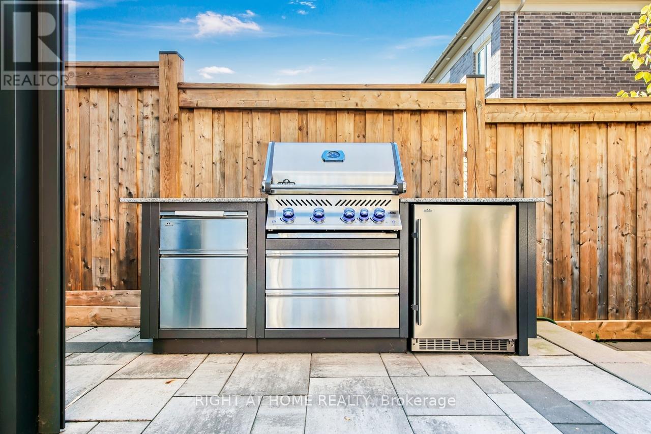 38 Menotti Drive, Richmond Hill, Ontario  L4E 1G6 - Photo 48 - N12764720