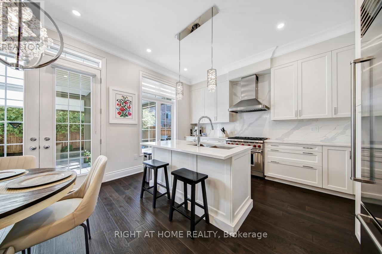 38 Menotti Drive, Richmond Hill, Ontario  L4E 1G6 - Photo 7 - N12764720