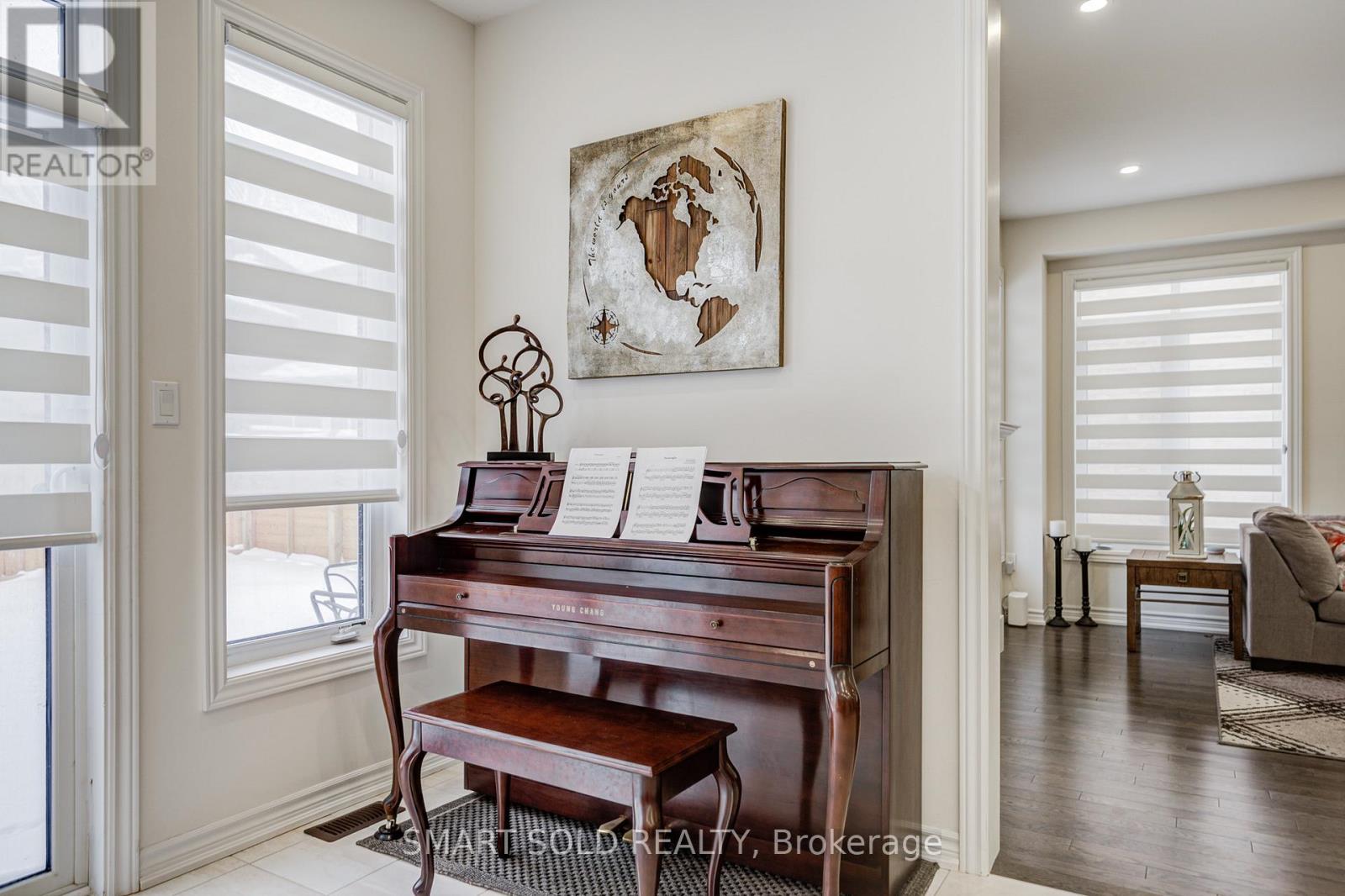 117 Ferragine Crescent, Bradford West Gwillimbury, Ontario  L3Z 4K2 - Photo 21 - N12764732