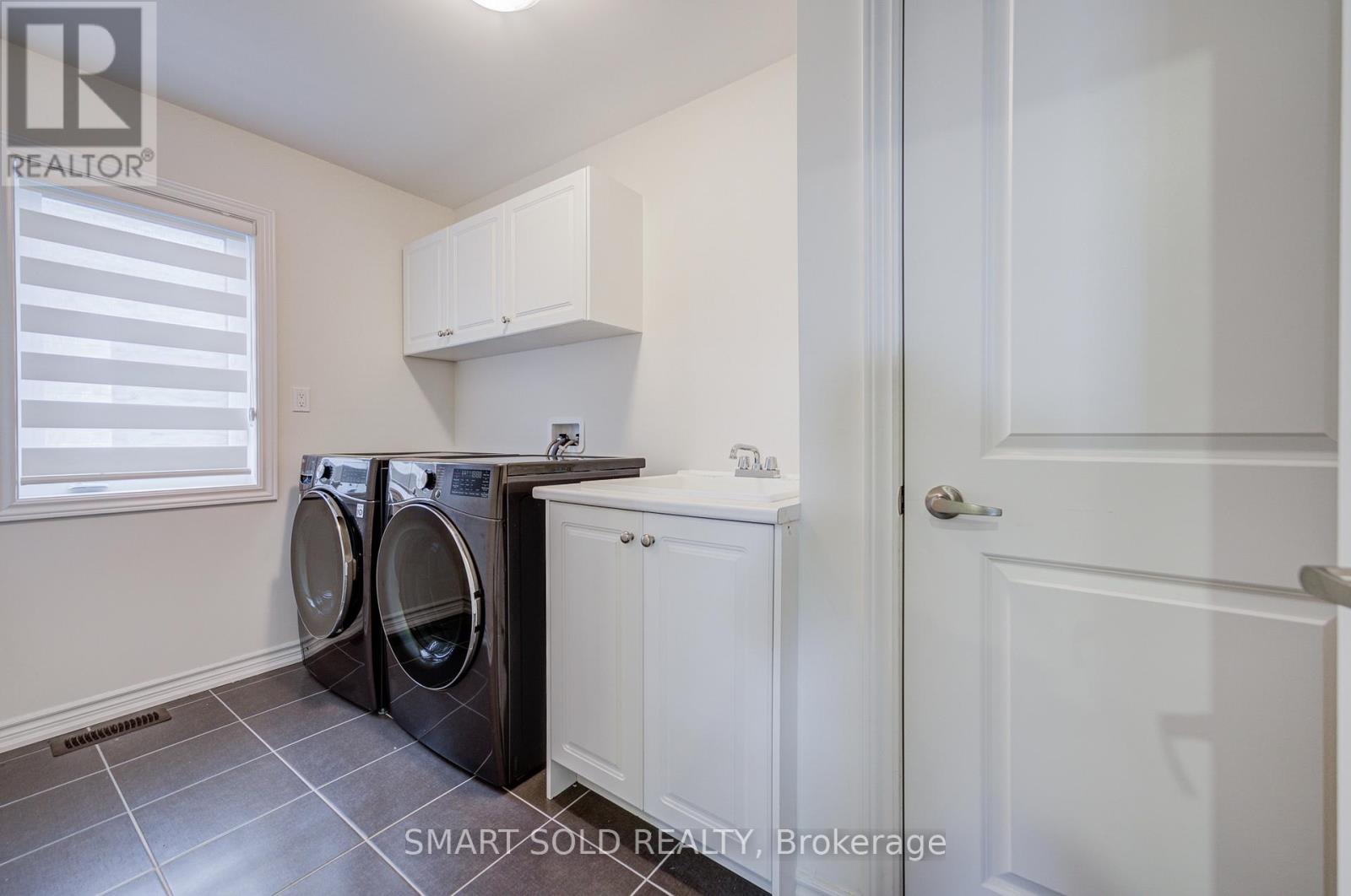 117 Ferragine Crescent, Bradford West Gwillimbury, Ontario  L3Z 4K2 - Photo 24 - N12764732