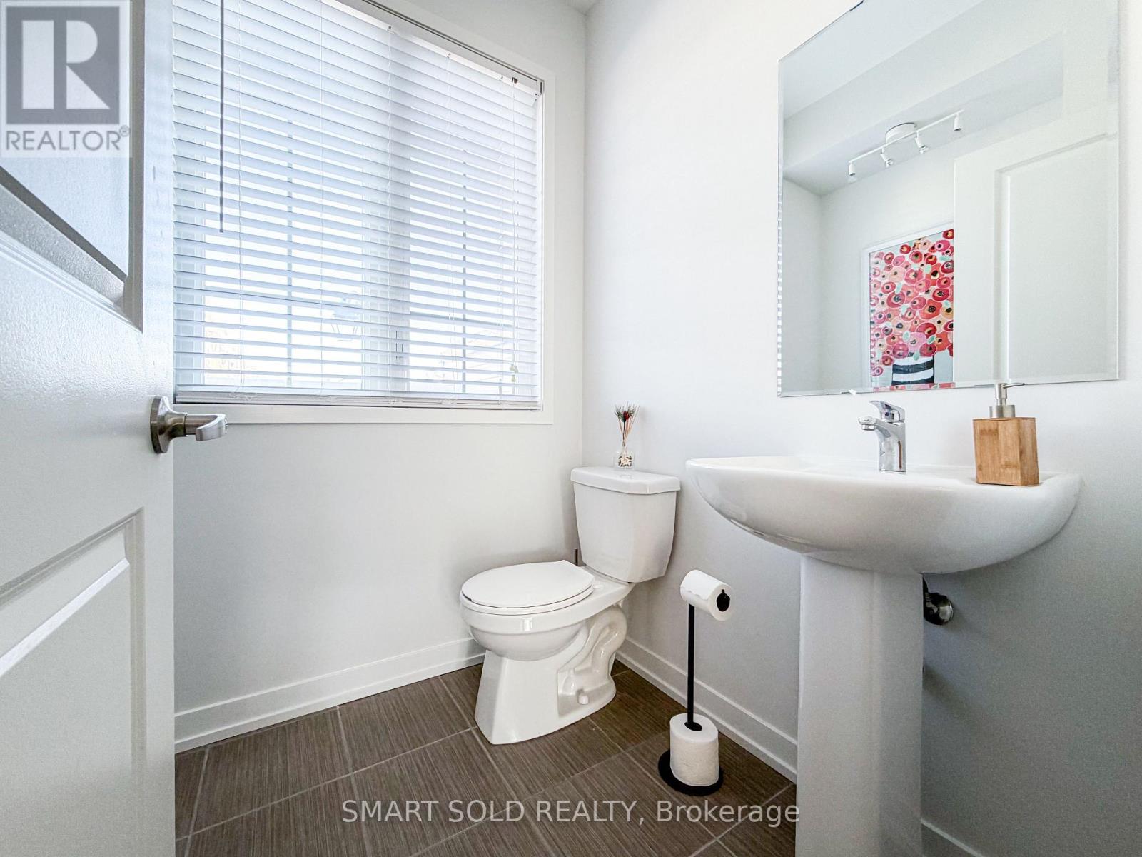 84 Lady Dolores Avenue, Vaughan, Ontario  L6A 4Y4 - Photo 8 - N12764740