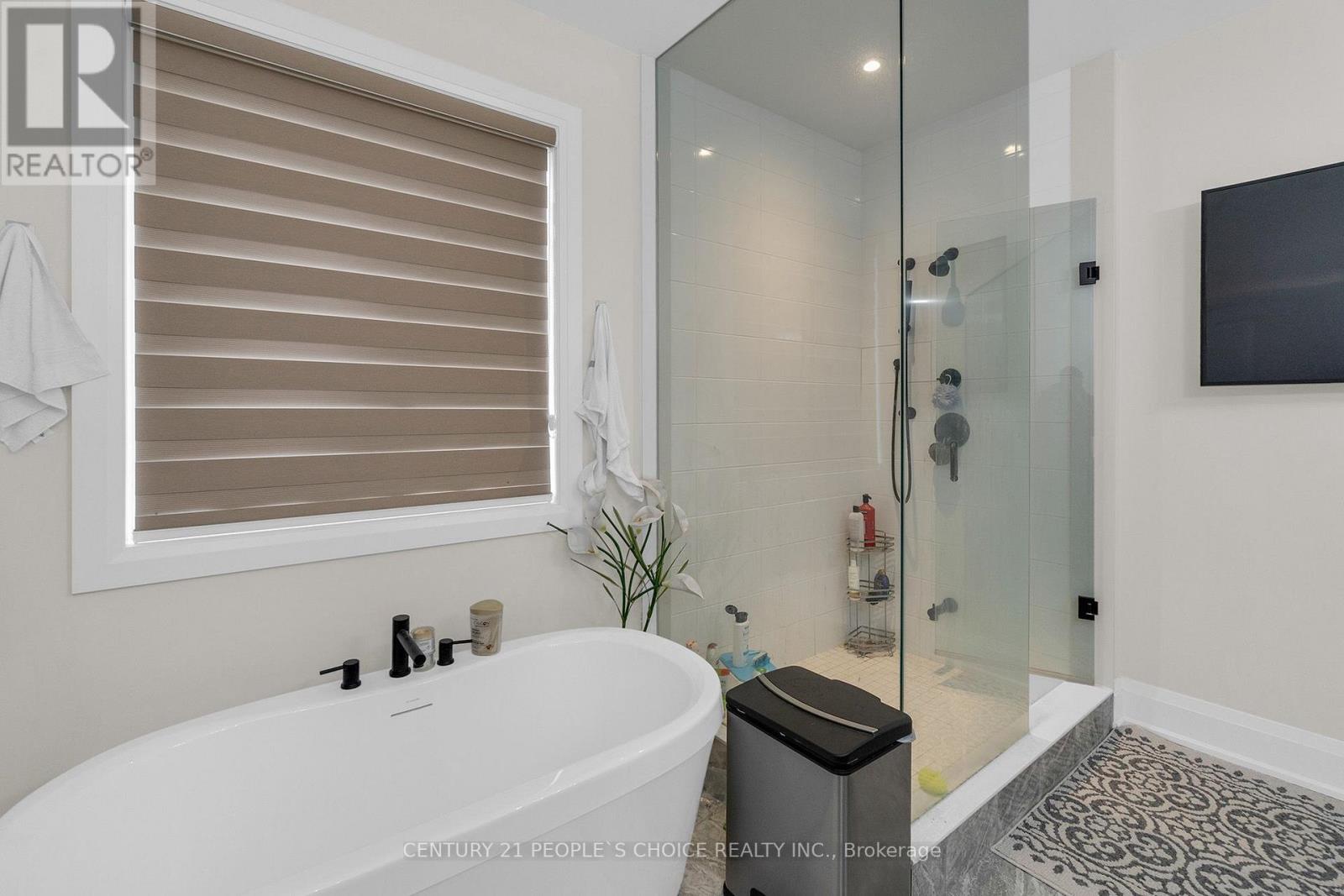 10 Tweedhill Avenue, Caledon, Ontario  L7C 4K5 - Photo 24 - W12764708