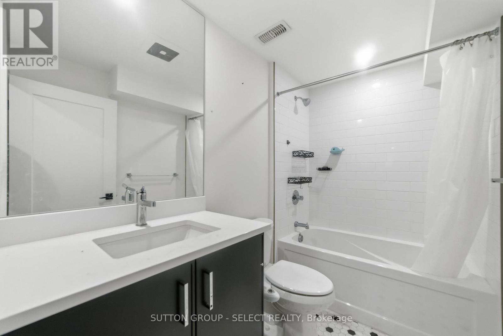 2273 Tokala Trail, London North, Ontario  N6G 0V8 - Photo 42 - X12763596